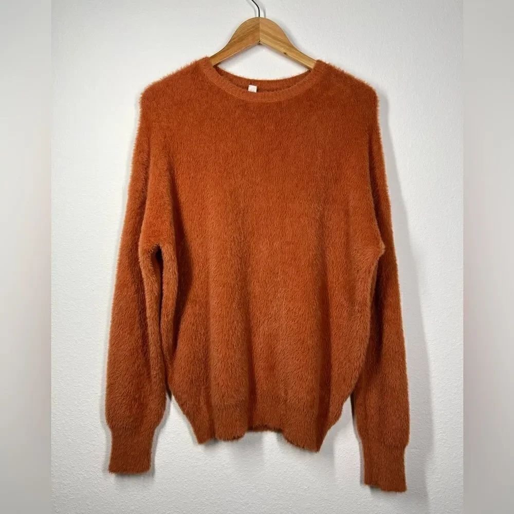 Lolita Milano Long Sleeve Eyelash Sweater Knit Top In Rust size M
